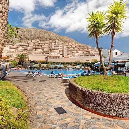 Апартаменты Castle Harbour
